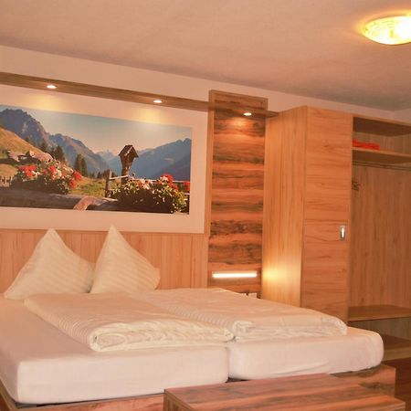 Hotel Pension Haid Sankt Leonhard im Pitztal Exterior foto